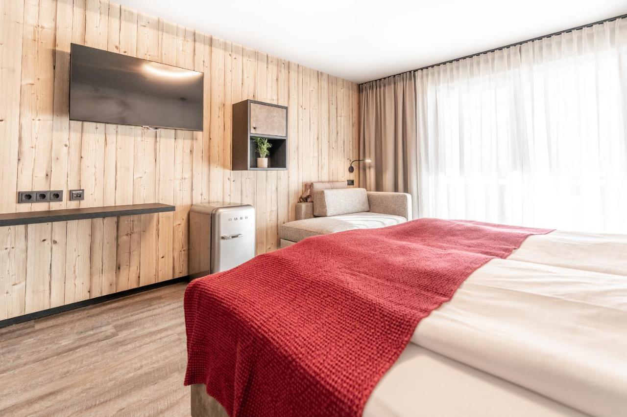 Hotel Astrid - Inklusive Kostenfreier Jokercard 萨尔巴赫 外观 照片