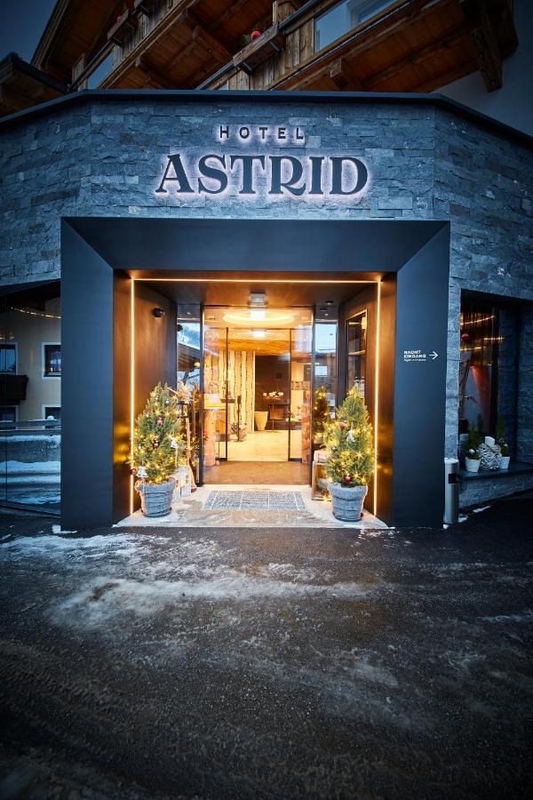 Hotel Astrid - Inklusive Kostenfreier Jokercard 萨尔巴赫 外观 照片